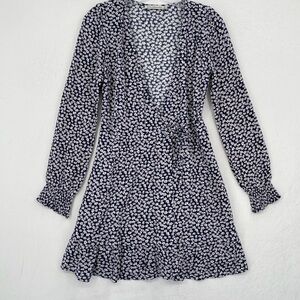 Abercrombie & Fitch V-Neck Bishop Sleeve floral long sleeve wrap dress